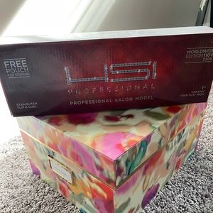 HSI one inch flat iron